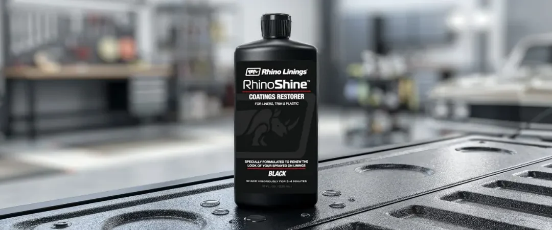 Renovar cualquier revestimiento de caja de camión con Rhino Shine